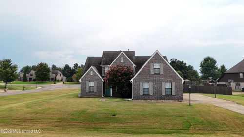 14383 Buttercup Dr, Olive Branch, MS, 38654-5533 | Card Image