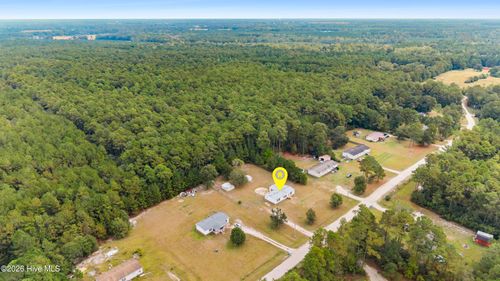 350 Hinson Ln, Richlands, NC, 28574-7184 | Card Image