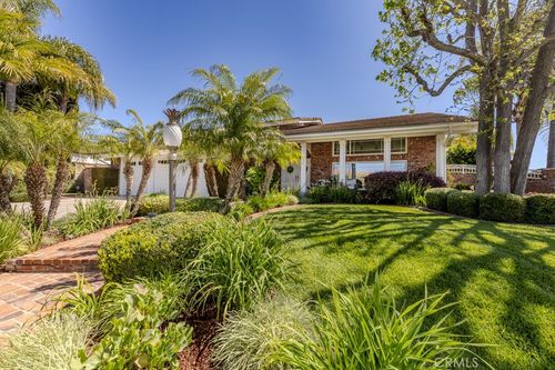 10712 Dorothy Cir, Villa Park, CA, 92861-6350 | Card Image