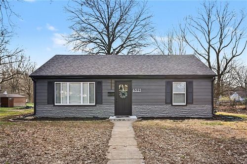 6521 N Campbell St, Kansas City, MO, 64118-3574 | Card Image