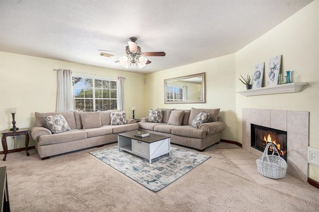 4907 Brower Crest Dr, House other with 3 bedrooms, 3 bathrooms and 2 parking in Pasadena TX | Image 6