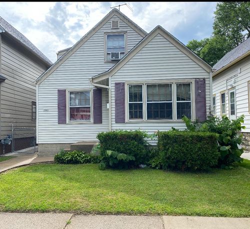 3005 S 8th Street, Milwaukee, WI, 53215 | Card Image