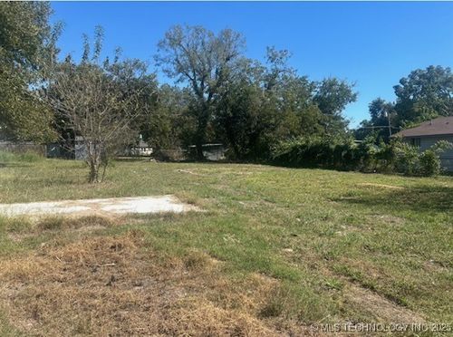 710 1st St, Davis, OK, 73030-3106 | Card Image