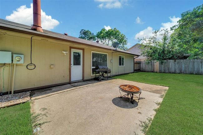 4706 Larksong Ln, House other with 3 bedrooms, 2 bathrooms and 2 parking in Spring TX | Image 8