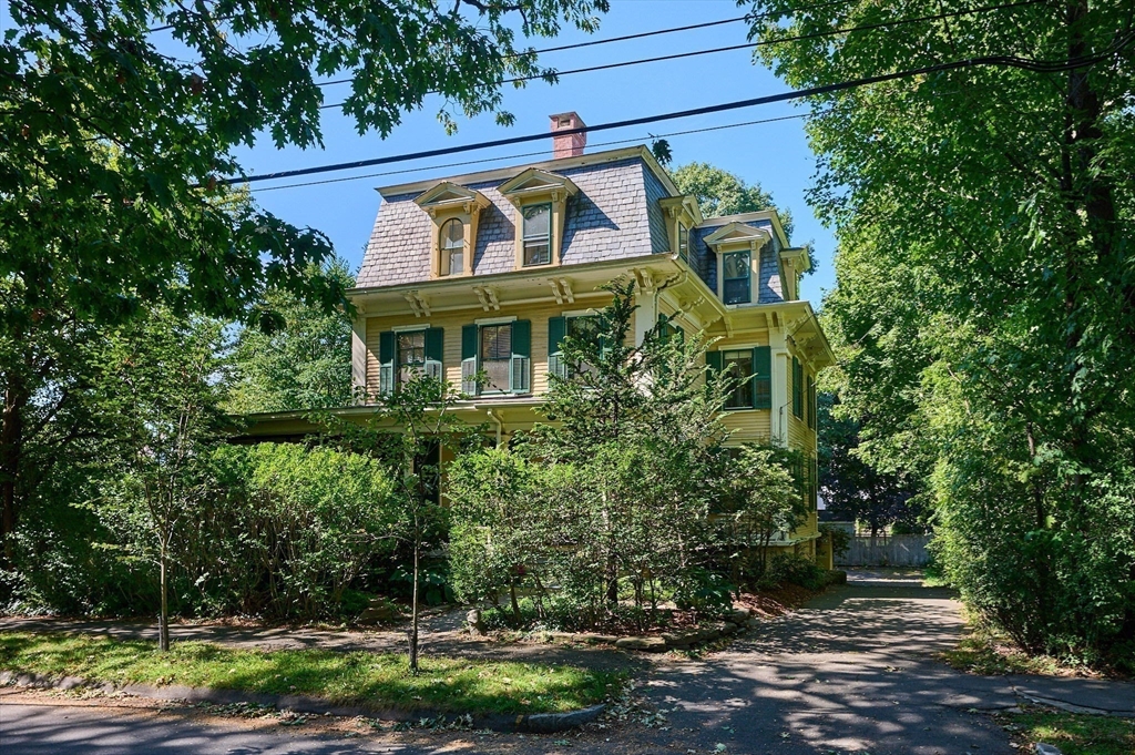 Pomeroy Ter, Northampton, MA 01060
