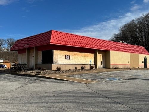 425 55th St, Moline, IL, 61265-1730 | Card Image