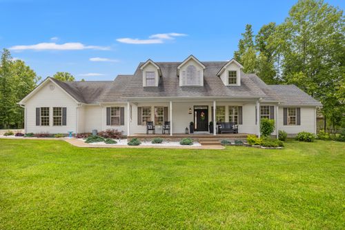 135 Arrowhead Dr, Morehead, KY, 40351-5800 | Card Image