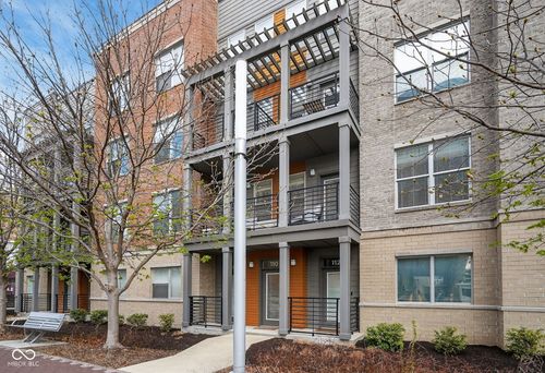 110 E North St, Indianapolis, IN, 46204-1325 | Card Image