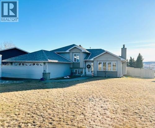 973 Cornwall Cres, Dawson Creek, BC, V1G1P1 | Card Image