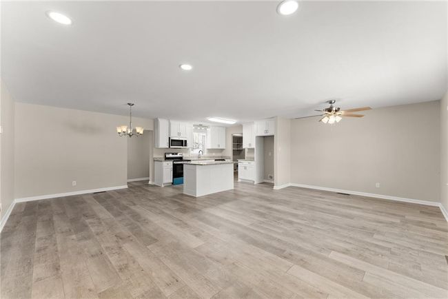 1292 Fernside Dr, House other with 4 bedrooms, 5 bathrooms and 5 parking in Toccoa GA | Image 11
