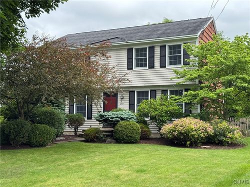 230 Thornton Cir S, Camillus, NY, 13031-1419 | Card Image