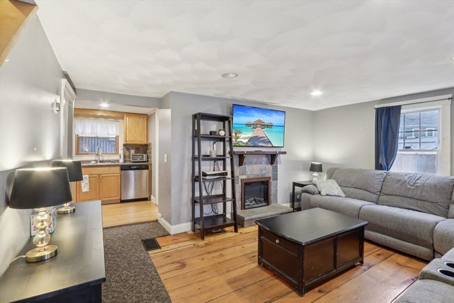 15 Andover St, House other with 3 bedrooms, 2 bathrooms and 3 parking in Georgetown MA | Image 10