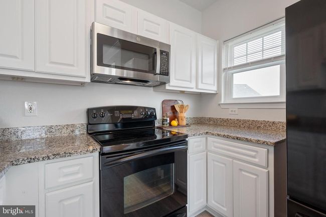 UNIT-9423 - 1530 Spring Gate Dr, Condo with 2 bedrooms, 2 bathrooms and null parking in MCLEAN VA | Image 11