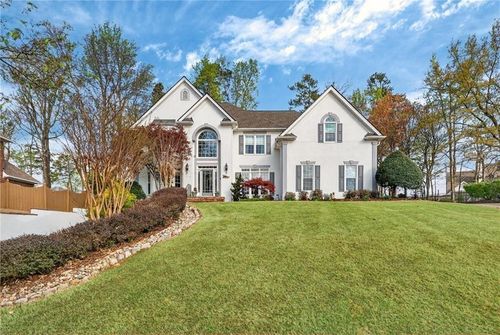 3331 Aylesbury Ct Ne, Roswell, GA, 30075-3119 | Card Image