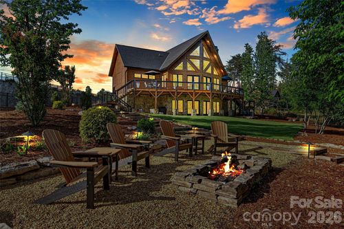3097 W Moonlight Pl, Morganton, NC, 28655-5994 | Card Image