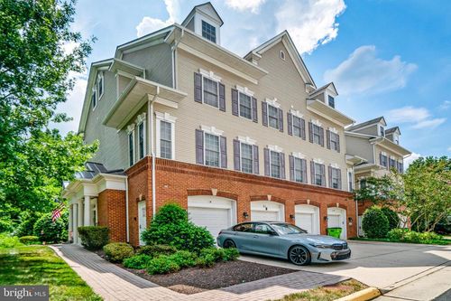75a-8975 Harrover Pl, LORTON, VA, 22079-4744 | Card Image