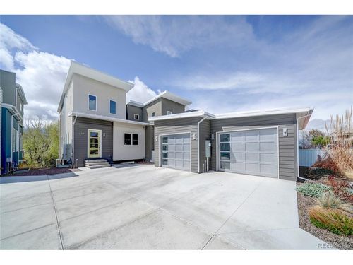 219 Two Rivers Rd, Salida, CO, 81201-8910 | Card Image