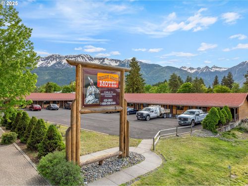 201 S Main St, Joseph, OR, 97846-8436 | Card Image