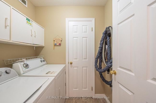 1075 Comak Cres, House other with 4 bedrooms, 4 bathrooms and 6 parking in Algonquin Highlands ON | Image 20