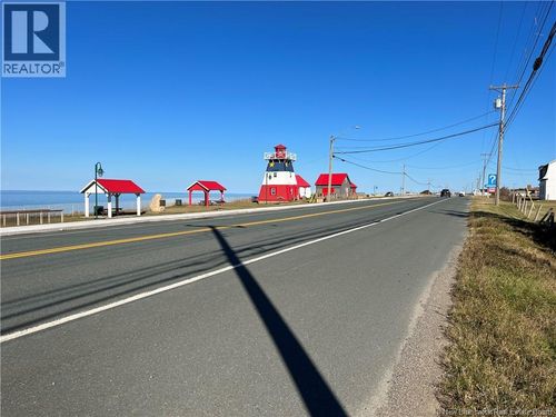 405 Rue Acadie, Grande-Anse, NB, E8N1E3 | Card Image