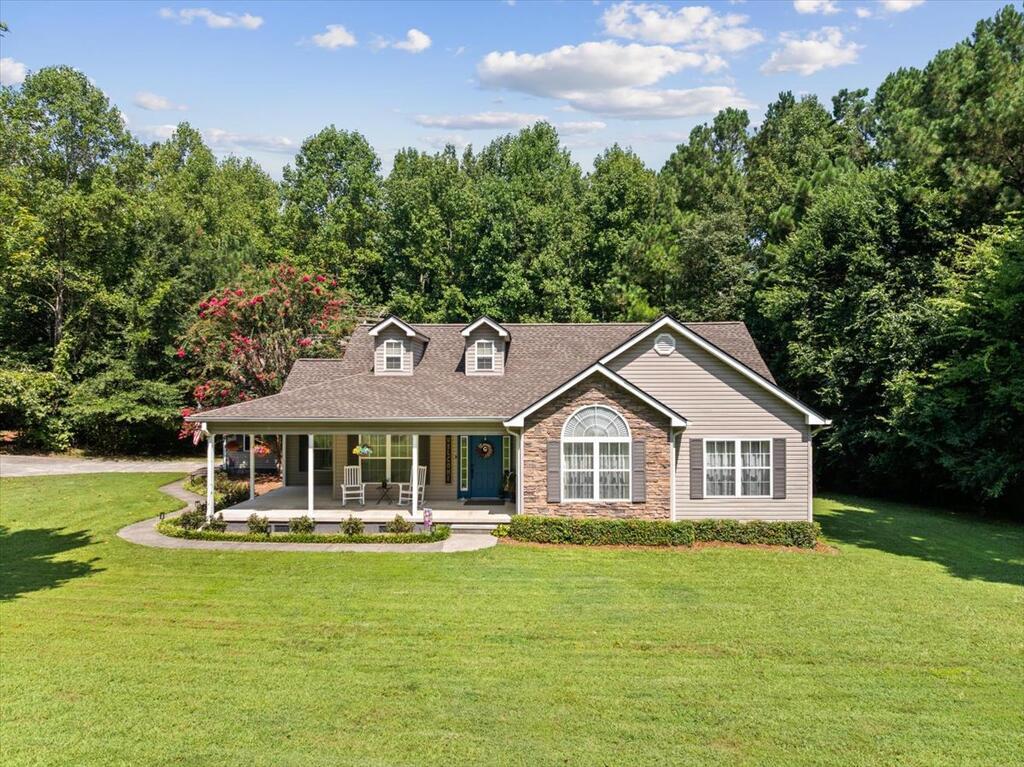 Residential in Chatsworth 3