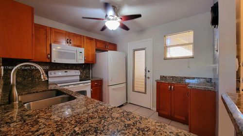 apt-304-406 Nw 68th Ave, Plantation, FL, 33317-7522 | Card Image