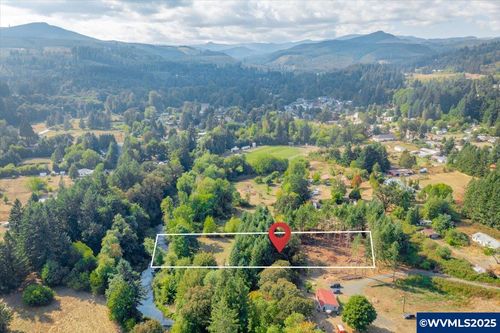 11 N Main St, Falls City, OR, 97344-9741 | Card Image