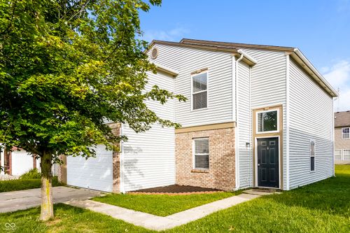 8346 Ash Grove Dr, Camby, IN, 46113-8108 | Card Image