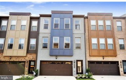 9913 Hopkins Loop, MANASSAS, VA, 20110-7833 | Card Image