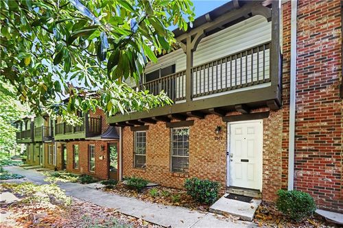 7307 Cardigan Cir, Sandy Springs, GA, 30328-1930 | Card Image