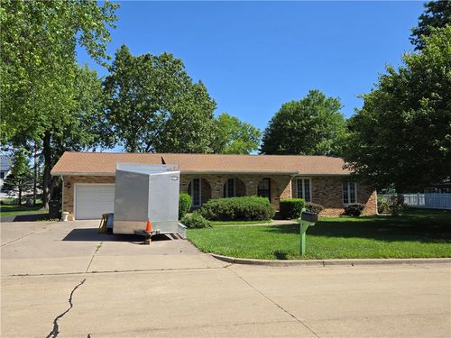 624 Cortez Drive, Forsyth, IL, 62535 | Card Image