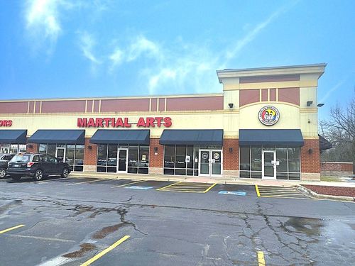 1049 W Main St, Sleepy Hollow, IL, 60118-3800 | Card Image