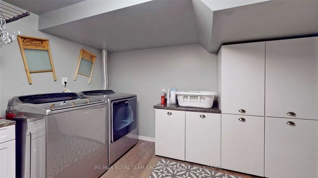 955 Peggoty Cir, House other with 4 bedrooms, 4 bathrooms and 4 parking in Oshawa ON | Image 34