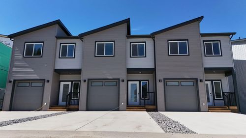 326B Boutin Avenue, Hinton, AB, T7V0B4 | Card Image