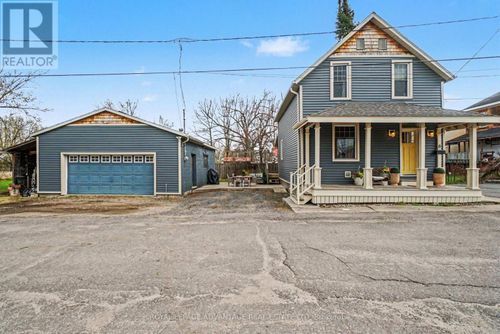 8 Harvey Street, Perth, ON, K7H1W3 | Card Image