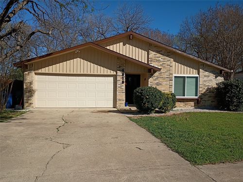 5818 Townshire Rd, Garland, TX, 75044-3734 | Card Image