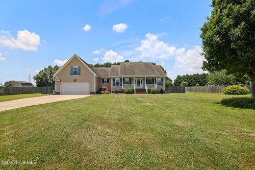 114 Climbing Vine Run, Elizabeth City, NC, 27909-8746 | Card Image