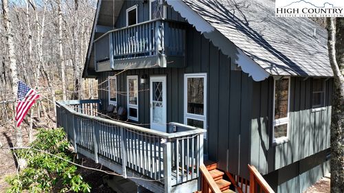 119 Overbrook Trl, Beech Mountain, NC, 28604-8144 | Card Image