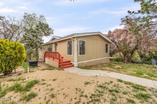 5908 Middle Fork Dr, Sun Valley, NV, 89433-6929 | Card Image