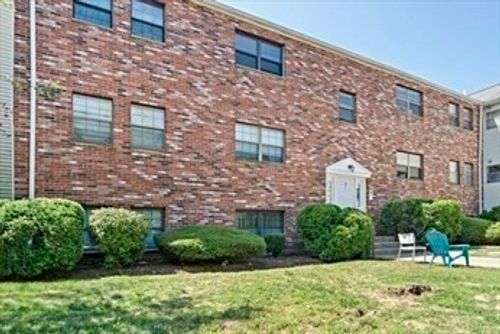 b-4-8 Jackson St, Quincy, MA, 02169-4950 | Card Image