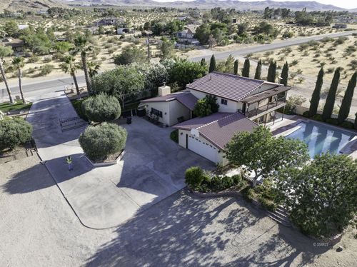 680 E Kendall Ave, Ridgecrest, CA, 93555 | Card Image