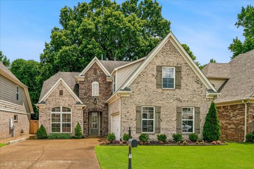5235 Newton Oak Cir S, Memphis, TN, 38117-7300 | Card Image