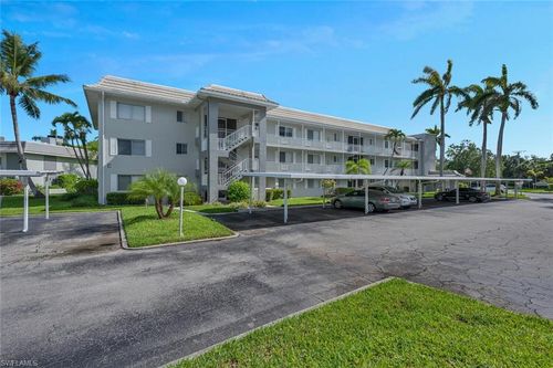 apt-c4-215 Cypress Way, NAPLES, FL, 34110-1270 | Card Image