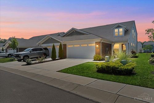 1605 Scenicview Ln, Milford, OH, 45150-3136 | Card Image