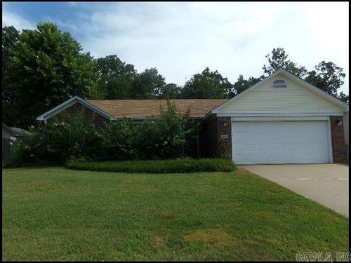 1706 Kensington Dr, Bryant, AR, 72022-9135 | Card Image