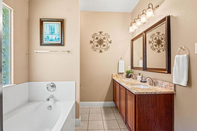 2527 Pearson Way, House other with 4 bedrooms, 2 bathrooms and 4 parking in Round Rock TX | Image 20