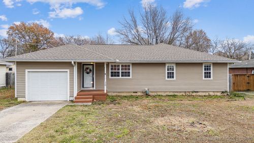 338 Adair St, Vinita, OK, 74301-2804 | Card Image