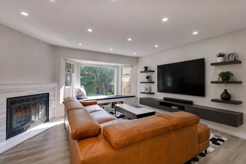 22-5740 Garrison Rd, Richmond, BC, V7C5E7 | Card Image
