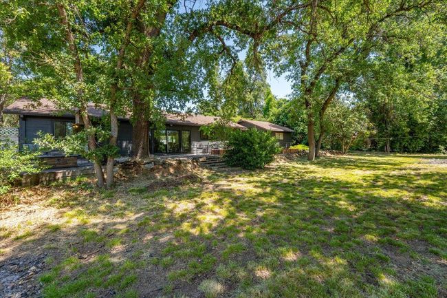 2551 S Waverly Ave, House other with 3 bedrooms, 2 bathrooms and null parking in Redding CA | Image 25