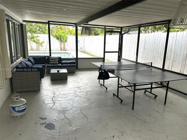 460 Nw 88 Th Ter, House other with 4 bedrooms, 2 bathrooms and null parking in El Portal FL | Image 13